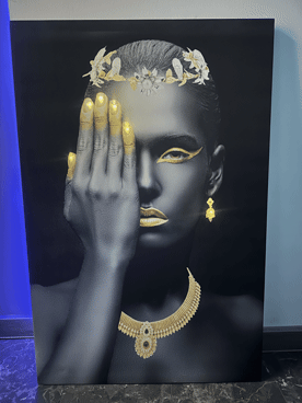 Картина Charming African woman